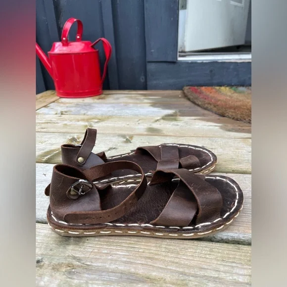 Hand Made Leather Sandals - Picture 2 of 5